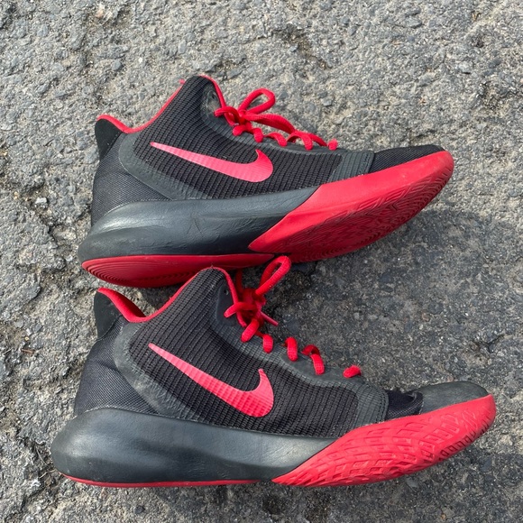 Nike Other - Nike sneakers mens size 7.5